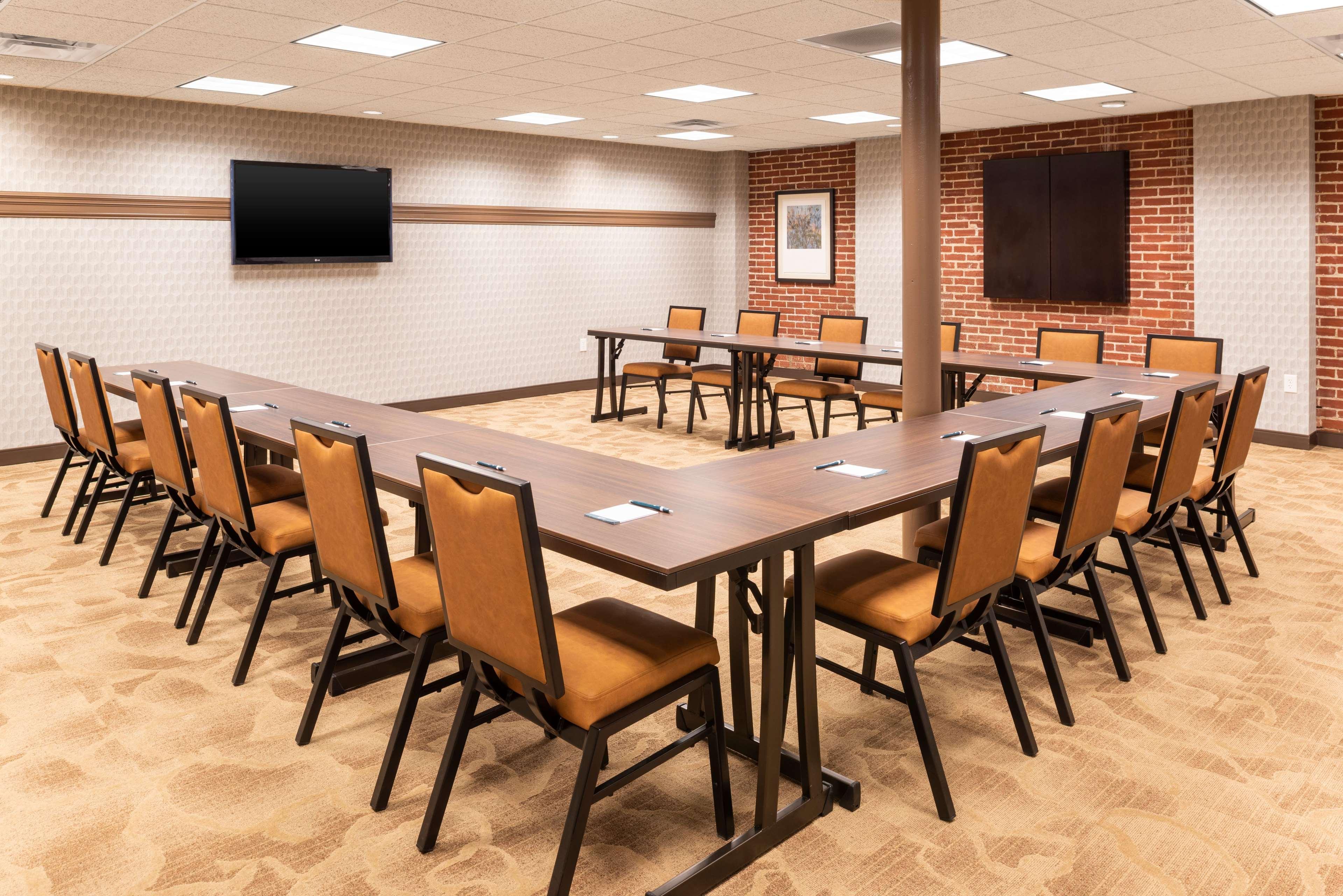 Homewood Suites By Hilton Indianapolis Downtown Exteriör bild