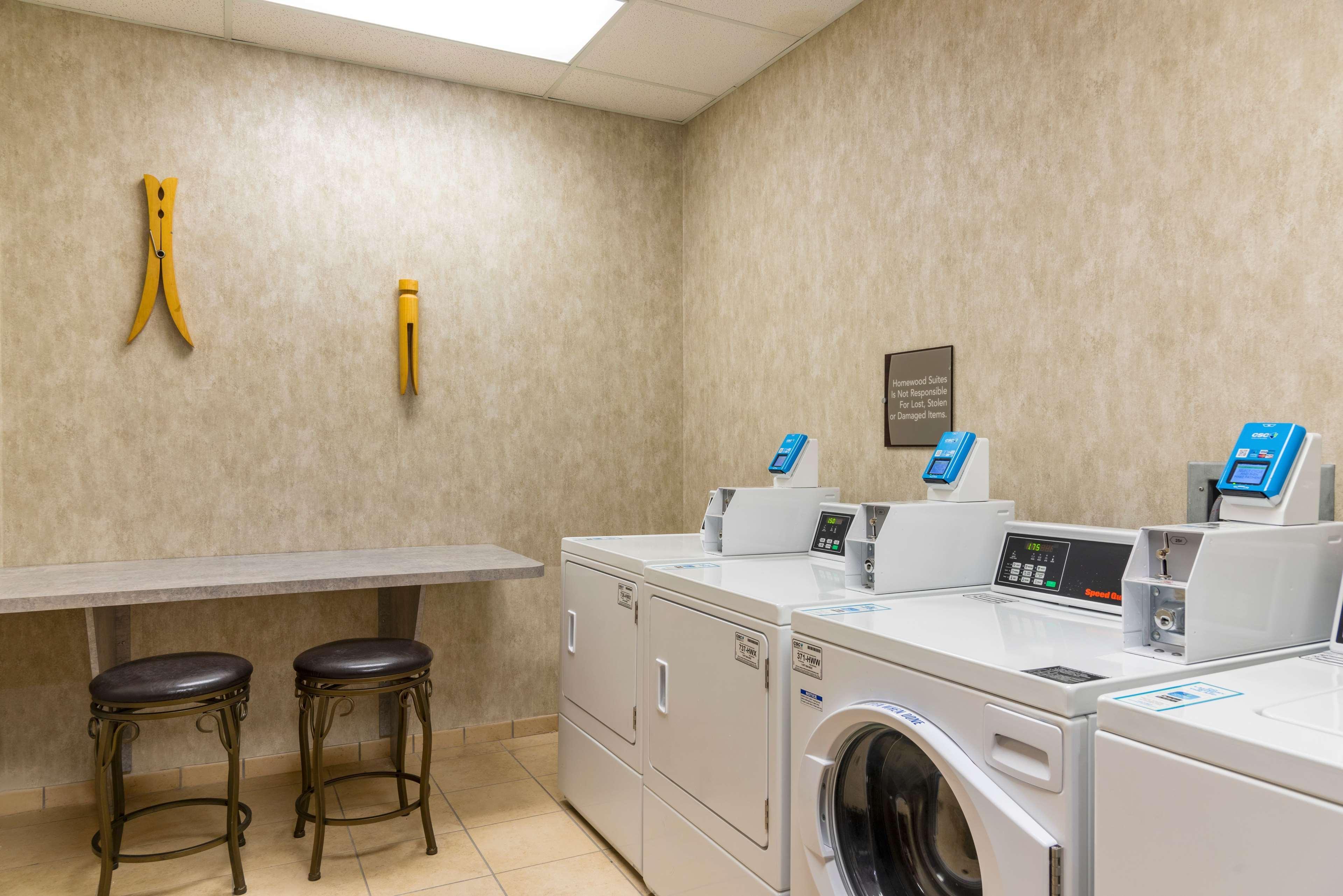 Homewood Suites By Hilton Indianapolis Downtown Exteriör bild