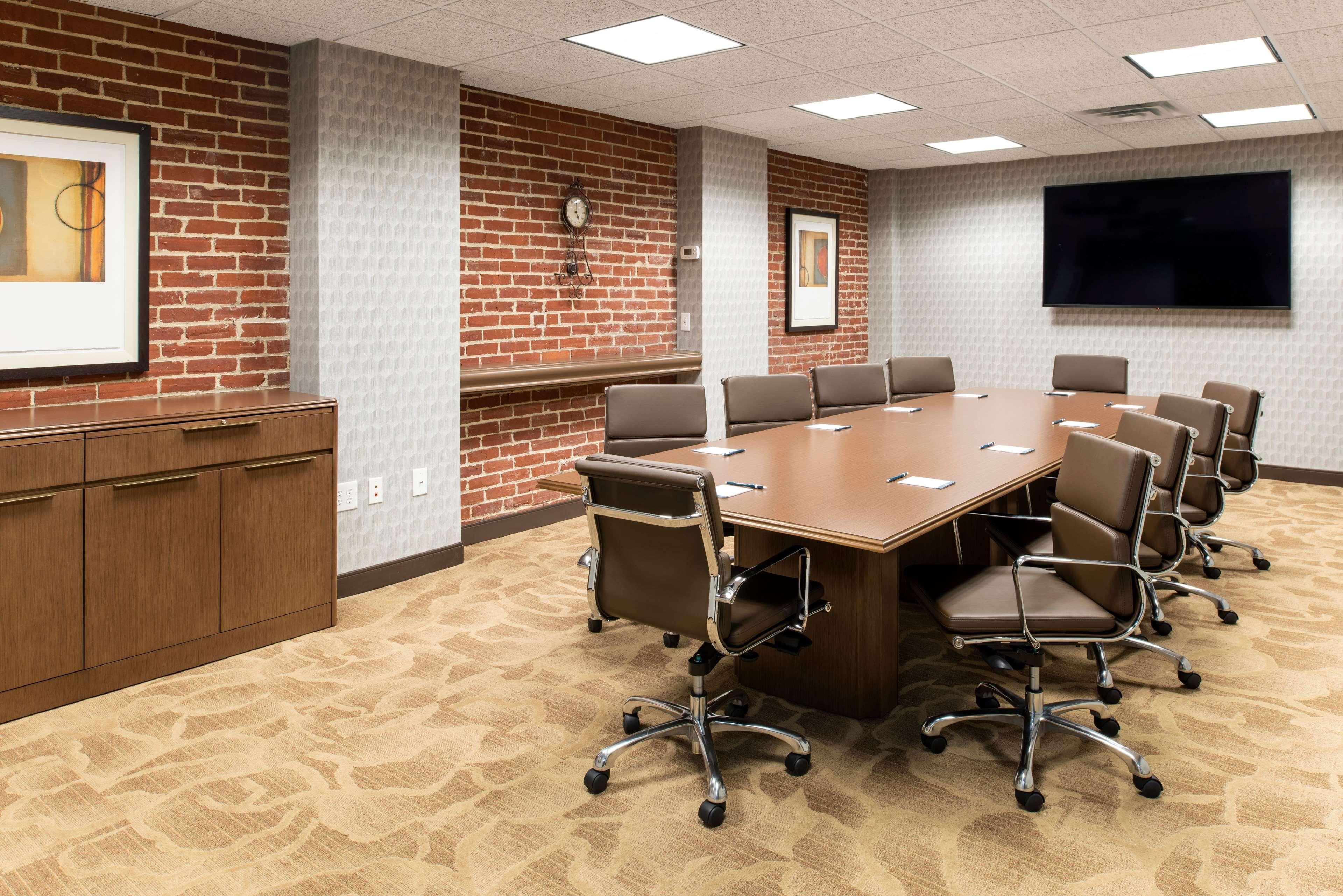 Homewood Suites By Hilton Indianapolis Downtown Exteriör bild