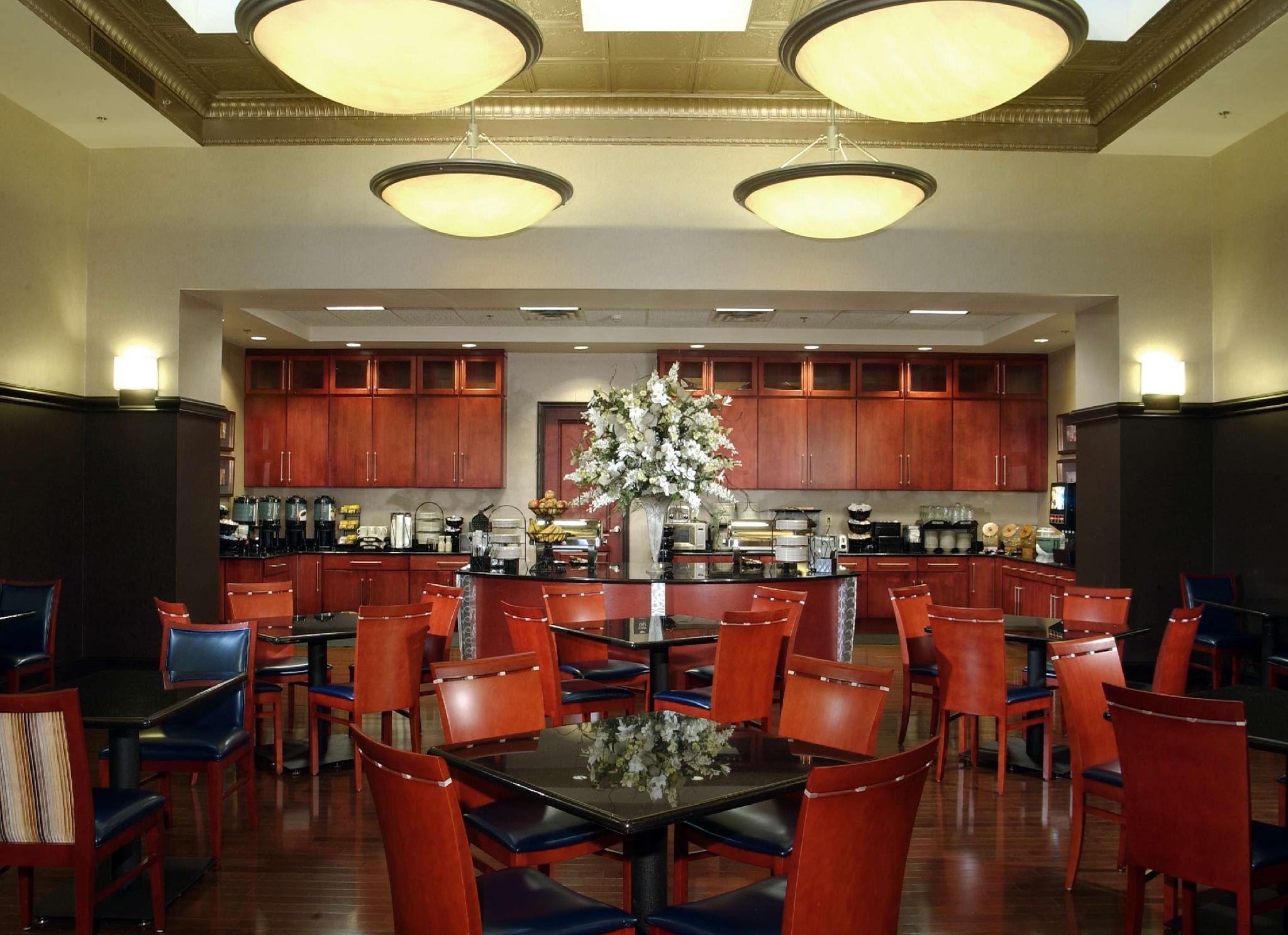 Homewood Suites By Hilton Indianapolis Downtown Exteriör bild