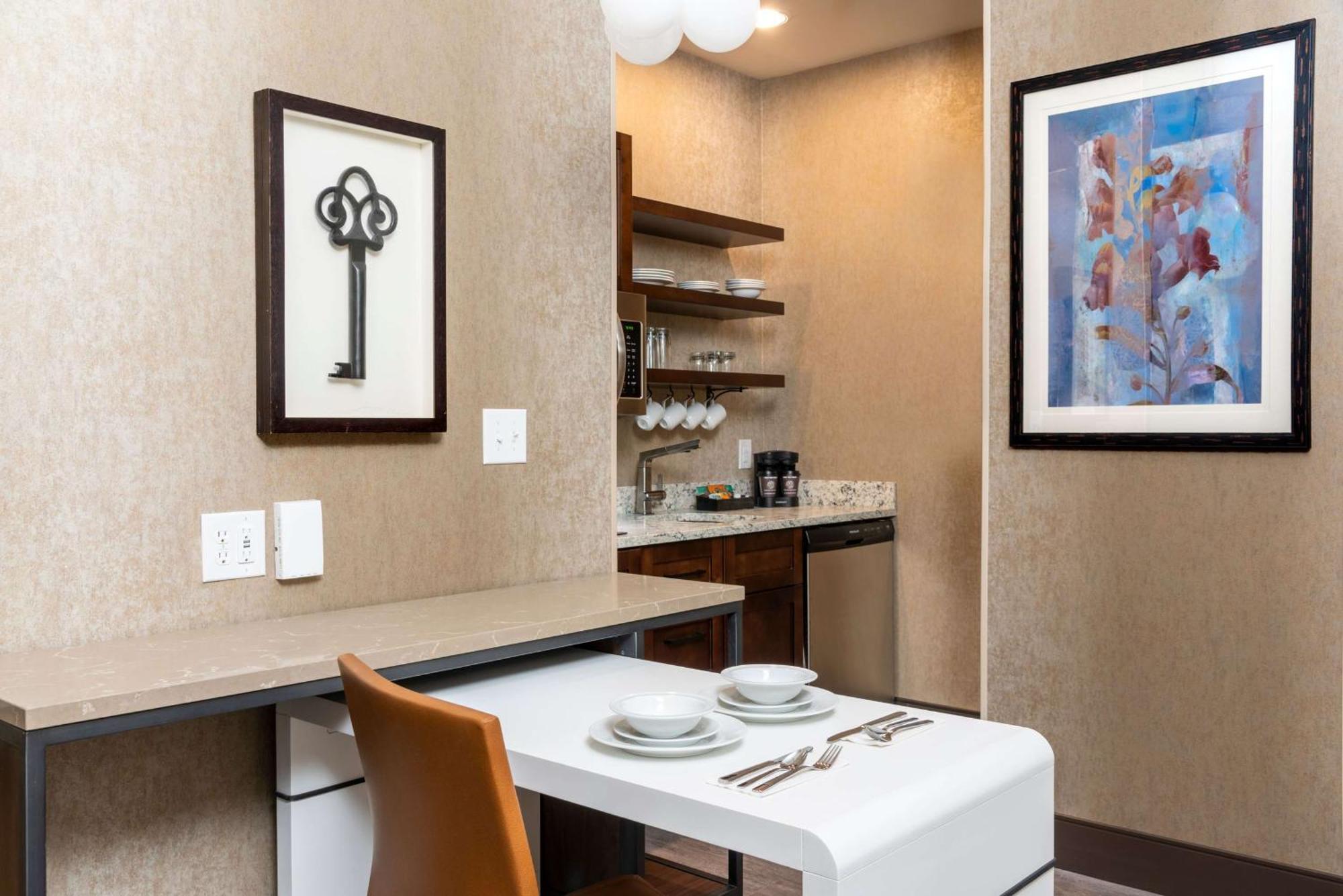 Homewood Suites By Hilton Indianapolis Downtown Exteriör bild