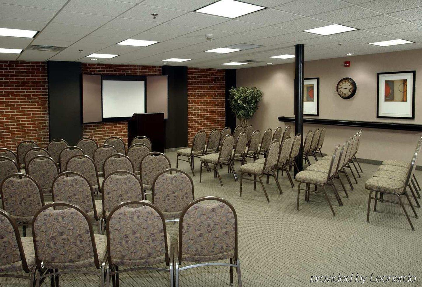 Homewood Suites By Hilton Indianapolis Downtown Exteriör bild