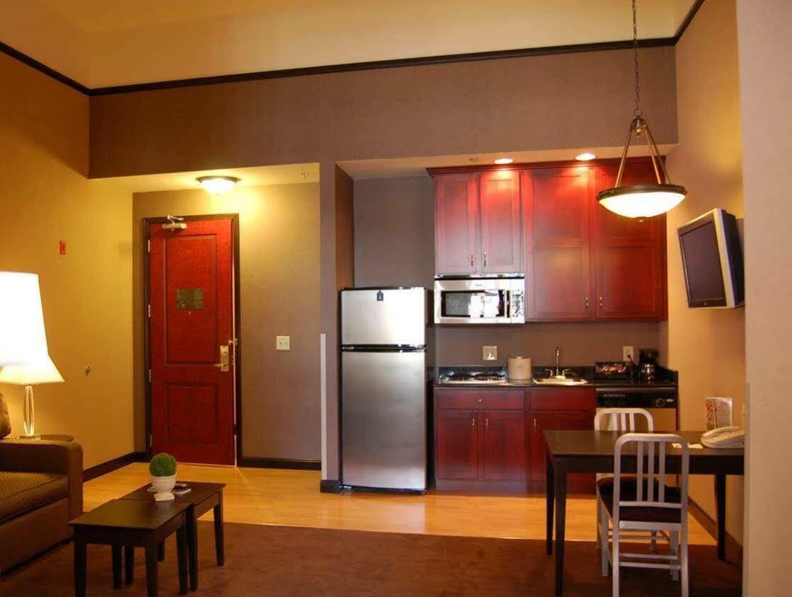 Homewood Suites By Hilton Indianapolis Downtown Exteriör bild